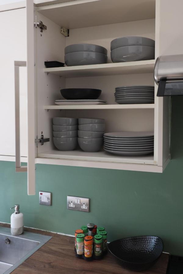 Modern One Bedroom Apartment Next To Old Street 런던 외부 사진